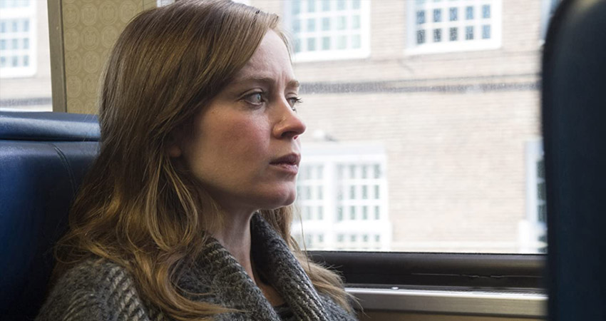 c elfman girl on train 01